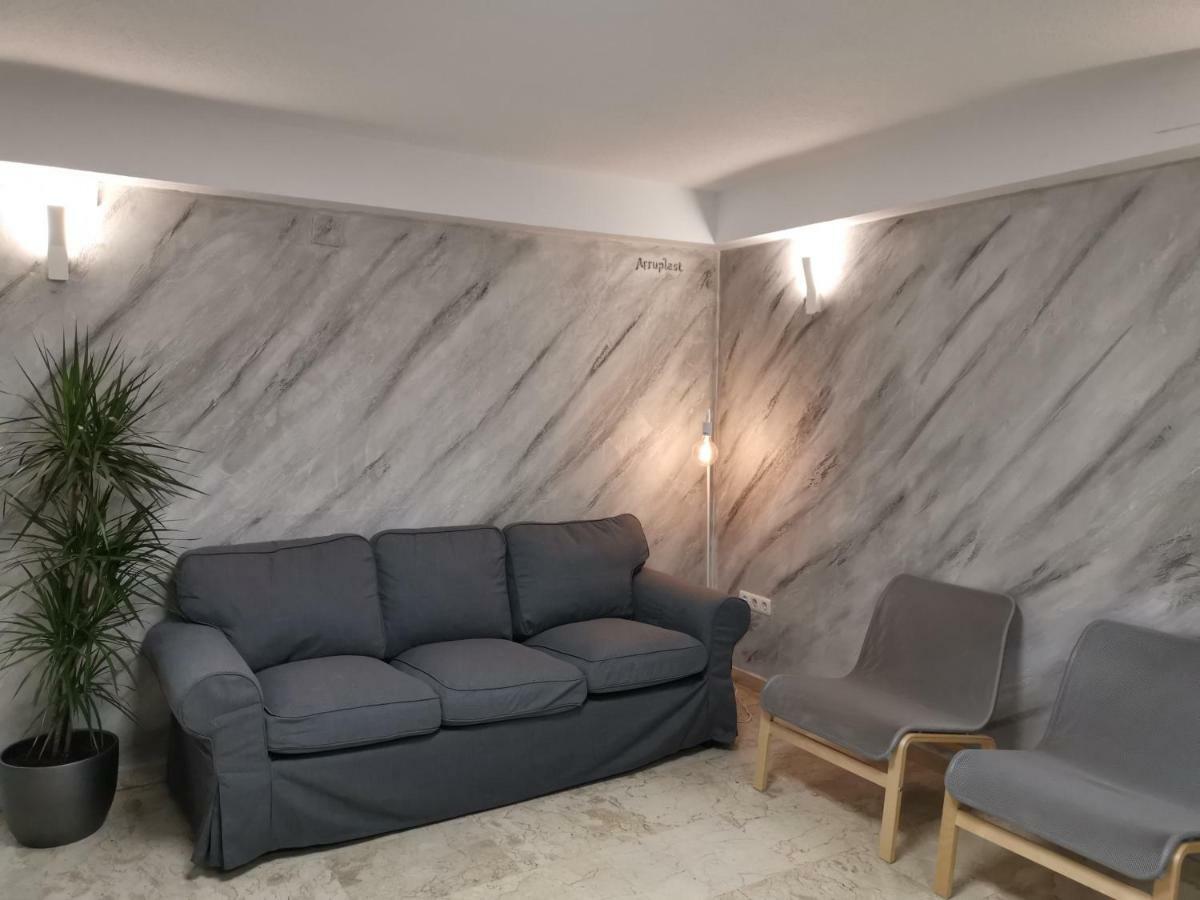 Hostal Suizo - Granada — Photos 1